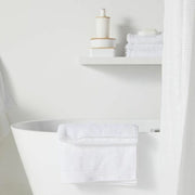 V4H85213BC83ACF40A2884D539C50BA65ADR5825609P3